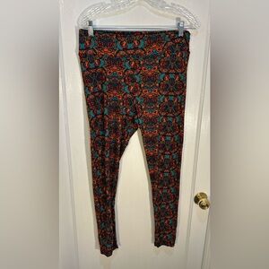 LuLaRoe Women's Tall & Curvy Leggings Paisley Design